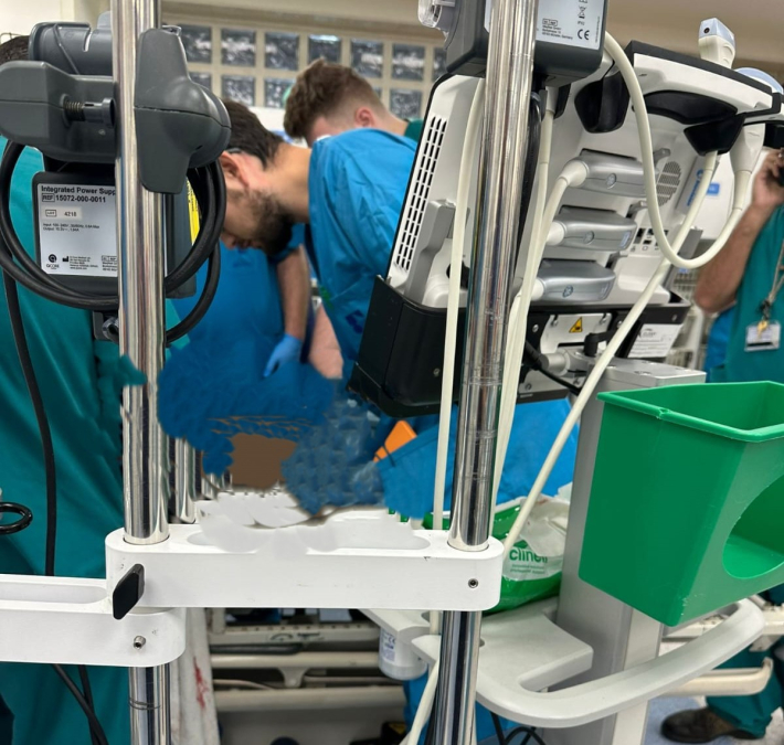 الأطباء في فولفسون ما زالت حالة المصاب بالصاروخ حرجة ولكنها مستقرة